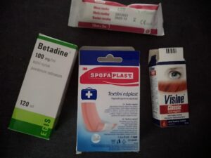 Vybavení lékárniček Vybavení lékárniček
